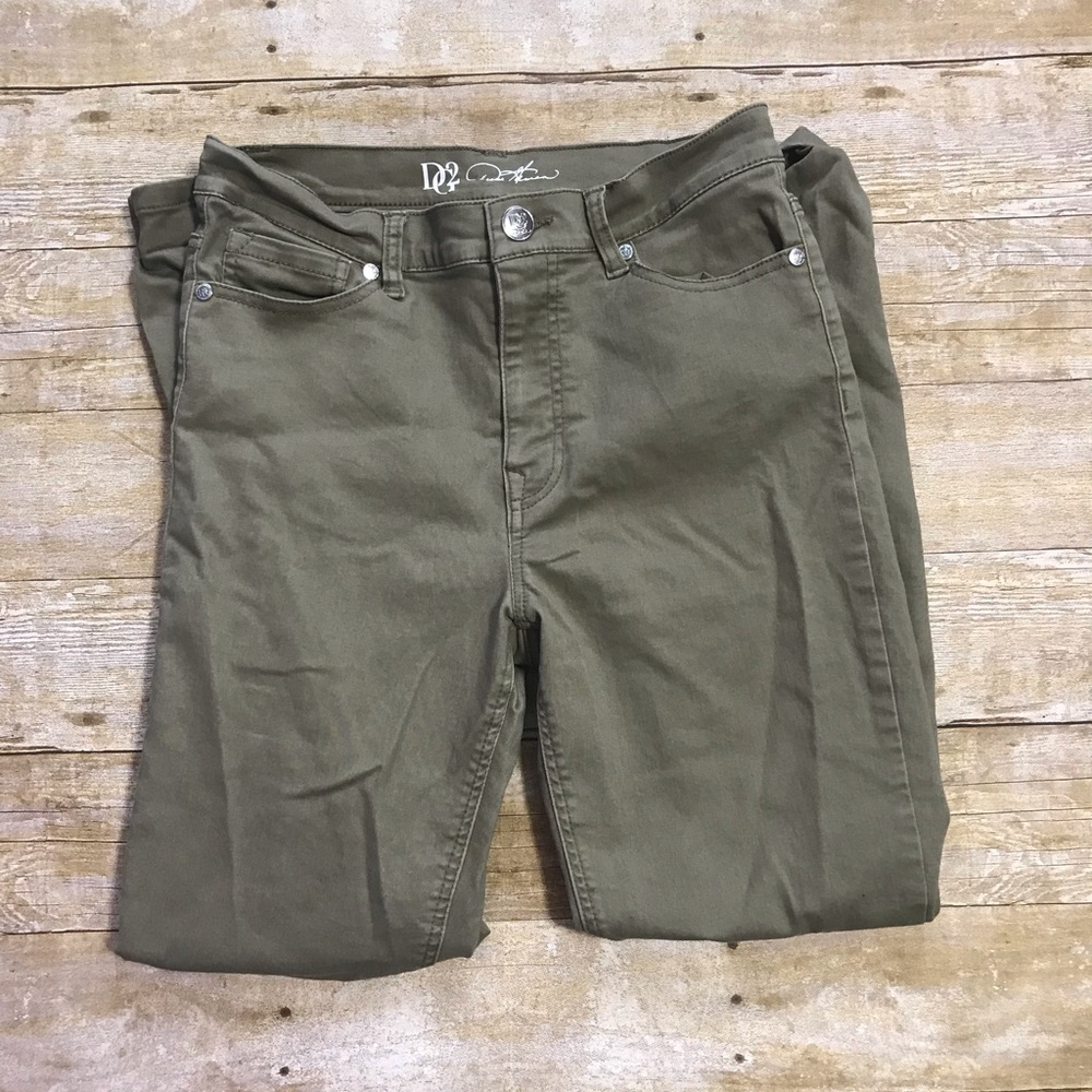 Skinny Olive High Waisted Pants Size 6